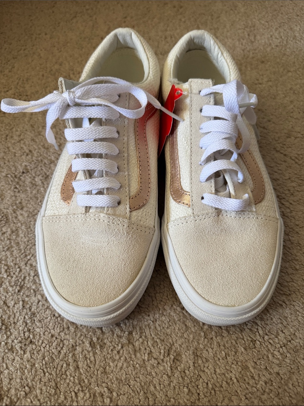 Vans Women Cream Suede Low-Top Sneakers with Metallic Pink Stripe